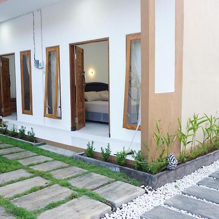 Jingga Homestay Balangan ジンバラン エクステリア 写真