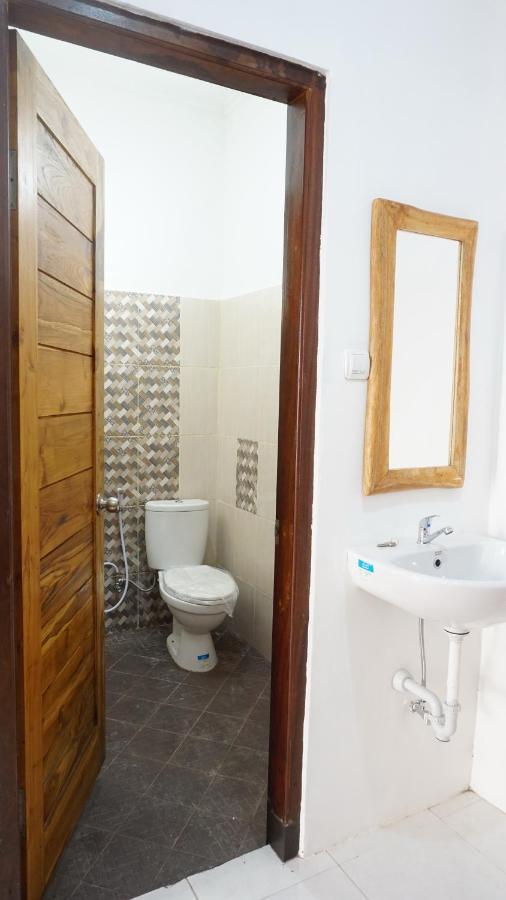 Jingga Homestay Balangan ジンバラン エクステリア 写真