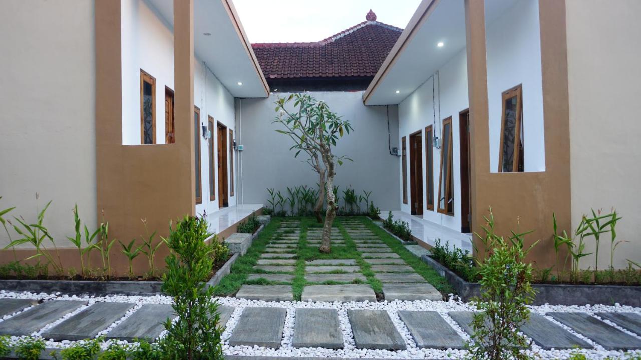 Jingga Homestay Balangan ジンバラン エクステリア 写真
